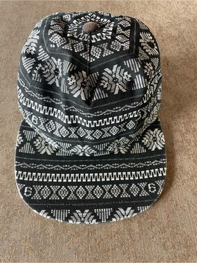 Vans Black and White Aztec Patterned Five-Panel Hat Adjustable Snap Back